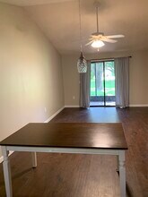 5928 36th Ave Cir W, Unit E33 in Bradenton, FL - Foto de edificio - Building Photo