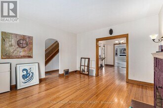 107 Russell Ave in Ottawa, ON - Building Photo - Building Photo