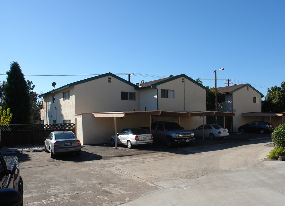 5426-5440 Lake Murray Blvd in La Mesa, CA - Building Photo