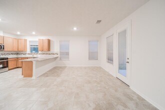 27618 Mesabe Dr in Magnolia, TX - Building Photo - Building Photo