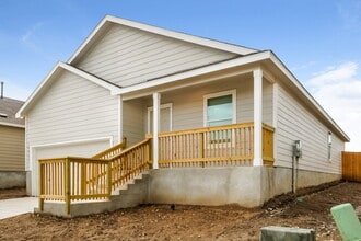 14007 Southton Basin in San Antonio, TX - Building Photo - Building Photo