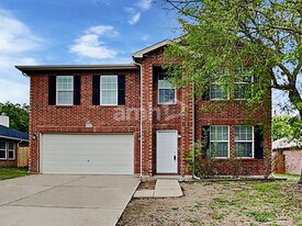 8307 River Bluffs Dr in Arlington, TX - Building Photo