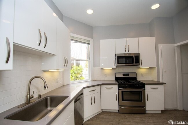 500 Eugenia Ave in San Francisco, CA - Building Photo - Building Photo