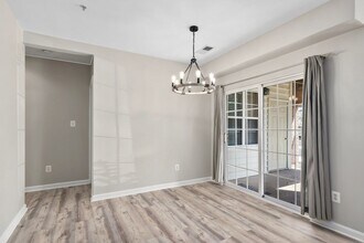 25340 Lake Mist Square in Chantilly, VA - Building Photo - Building Photo