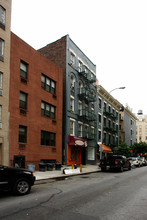 205 W 20th St in New York, NY - Foto de edificio - Building Photo