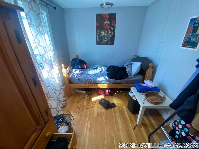 62 Woods Ave