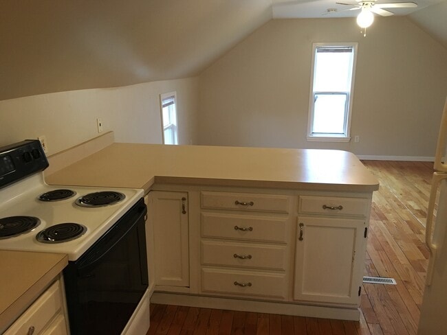 604 W MT MORIS ST APT 3 in Mount Morris, MI - Foto de edificio - Building Photo