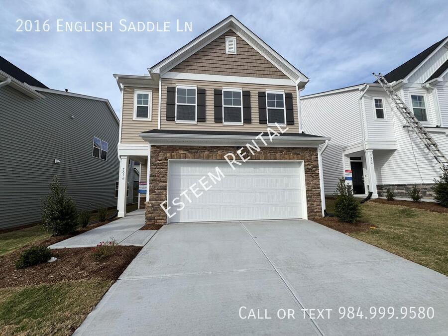 2016 English Saddle Ln in Durham, NC - Building Photo