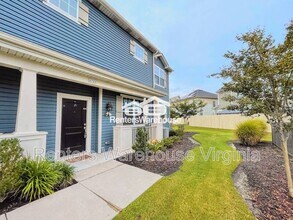 1713 Dresdon Ln in Virginia Beach, VA - Building Photo - Building Photo