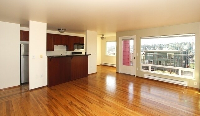 Barrett Square Apartments