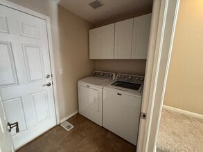 9021 W Phillips Dr in Littleton, CO - Building Photo - Building Photo