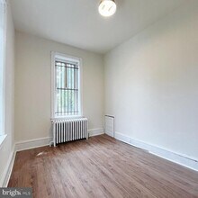 408 W Olney Ave in Philadelphia, PA - Building Photo - Building Photo