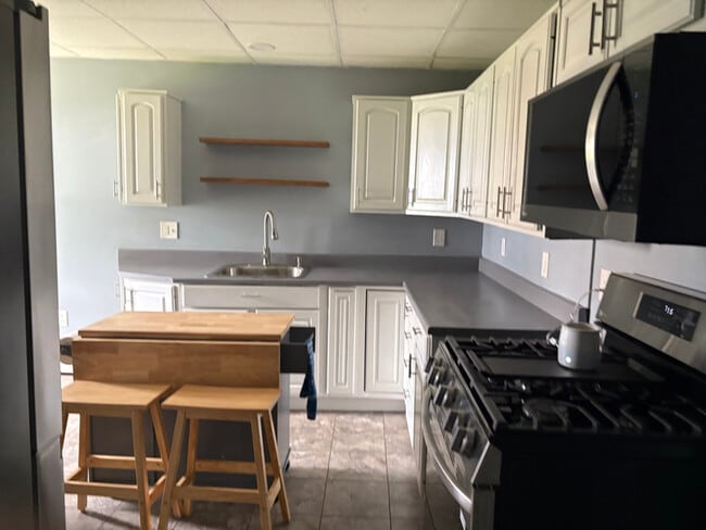 413 Stephenson St in Duryea, PA - Building Photo - Building Photo