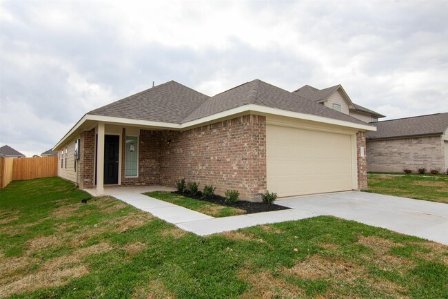 203 Blue Crane St in Huntsville, TX - Building Photo - Building Photo