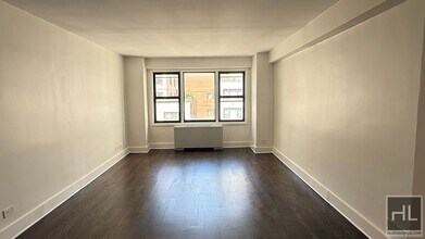 EAST 63 STREET in New York, NY - Building Photo - Building Photo
