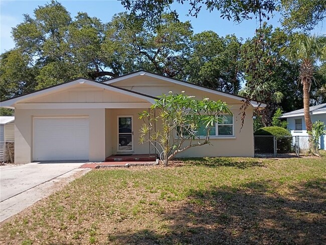 property at 1536 Illinois Rd