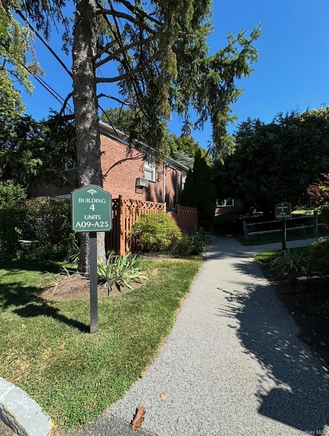 100 Cedar St in Dobbs Ferry, NY - Building Photo - Building Photo