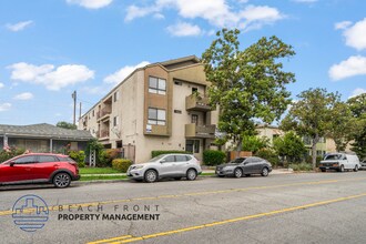 2070 Magnolia in Long Beach, CA - Building Photo - Building Photo