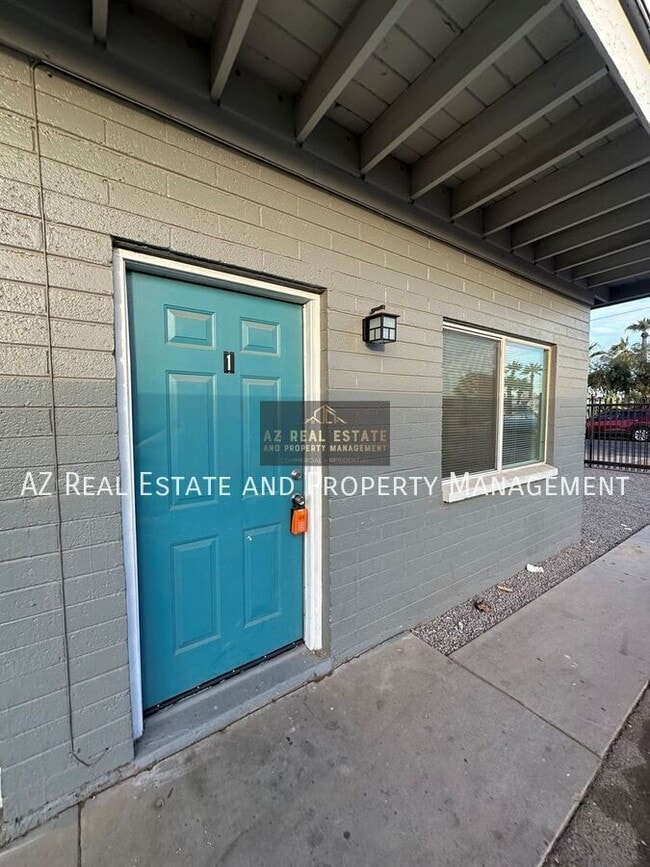 1233 W Pierce St in Phoenix, AZ - Building Photo - Building Photo
