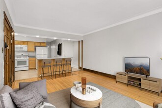 1164 Randolph Ave in St. Paul, MN - Building Photo - Building Photo