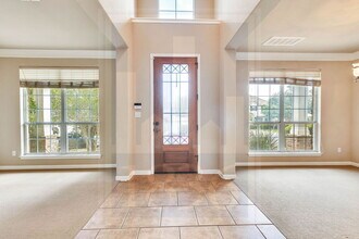 150 Abbey Dr in Austin, TX - Building Photo - Building Photo