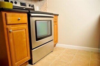 26 Walden Dr in Natick, MA - Building Photo - Building Photo