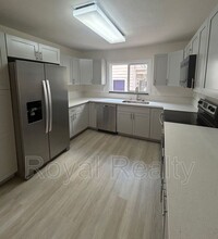 94-1105-1105 Kukula St in Waipahu, HI - Building Photo - Building Photo
