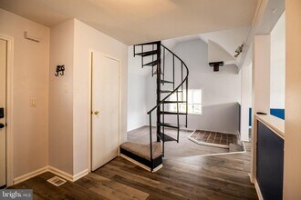 241 Victoria St in Merchantville, NJ - Building Photo - Building Photo