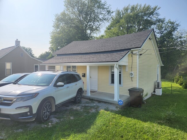 property at 79 W Mound St
