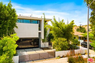 619 N Harper Ave in Los Angeles, CA - Building Photo - Building Photo