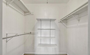 5877 N Granite Reef Rd, Unit 1105 in Scottsdale, AZ - Building Photo - Building Photo