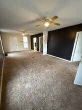 2160 N Campbell Ave in Springfield, MO - Building Photo - Building Photo