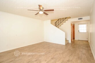30719 Mainmast Dr in Agoura Hills, CA - Foto de edificio - Building Photo