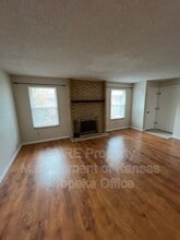 3032 SW Lydia Ave in Topeka, KS - Building Photo - Building Photo