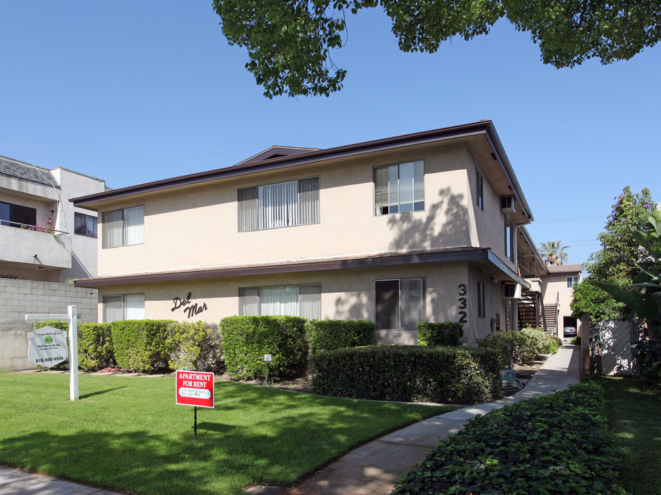 Del Mar Apartments in Glendale, CA - Building Photo