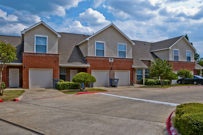 Bachon Townhomes in Wylie, TX - Building Photo - Building Photo