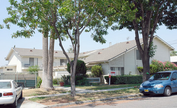 Keith Court in Riverside, CA - Building Photo - Building Photo