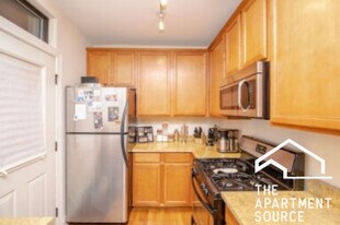 3433 N Lakewood Ave, Unit 3 in Chicago, IL - Building Photo