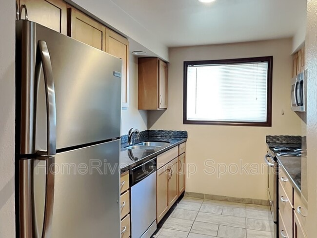 2112 W Riverside Ave in Spokane, WA - Building Photo - Building Photo