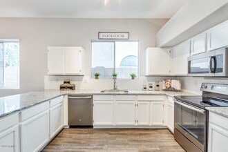 1600 E Flint St in Chandler, AZ - Building Photo - Building Photo