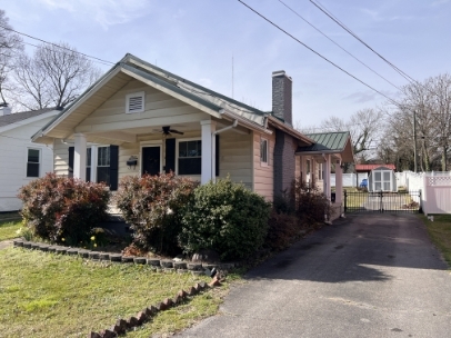 1117 Melbourne Ave NE in Knoxville, TN - Foto de edificio - Building Photo