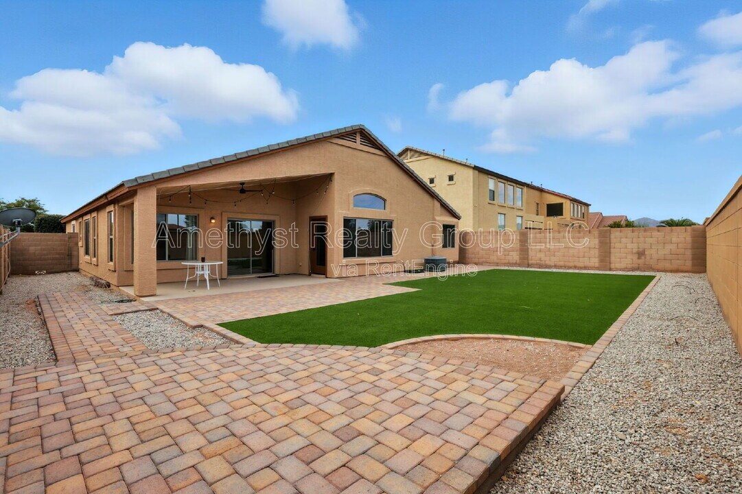 17848 W Voltaire St in Surprise, AZ - Building Photo