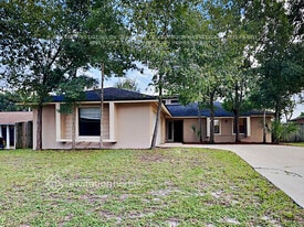 851 Woodgate Trail in Longwood, FL - Building Photo