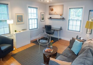 232 Butternut Hill Rd, Unit Cottage in Guilford, VT - Building Photo - Building Photo