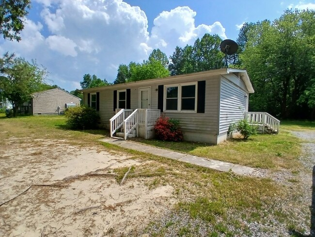 property at 255 Chain Ferry Rd