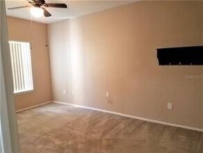 16417 Enclave Village Dr in Tampa, FL - Building Photo - Building Photo