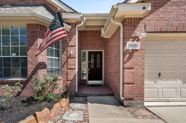 23910 River Pl Dr in Katy, TX - Building Photo - Building Photo