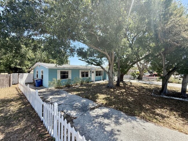property at 1238 Bellevue Blvd