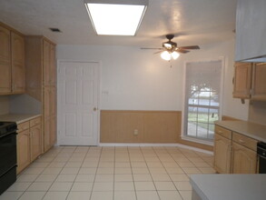 301 Rosemary Ln in College Station, TX - Building Photo - Building Photo