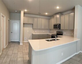 2400 Greystone Dr in Denton, TX - Building Photo - Building Photo